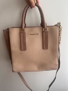 （分類：）位於 。 由 KaryCheung 提交（商品編號 1454073055，圖片 1）。簡介： 。