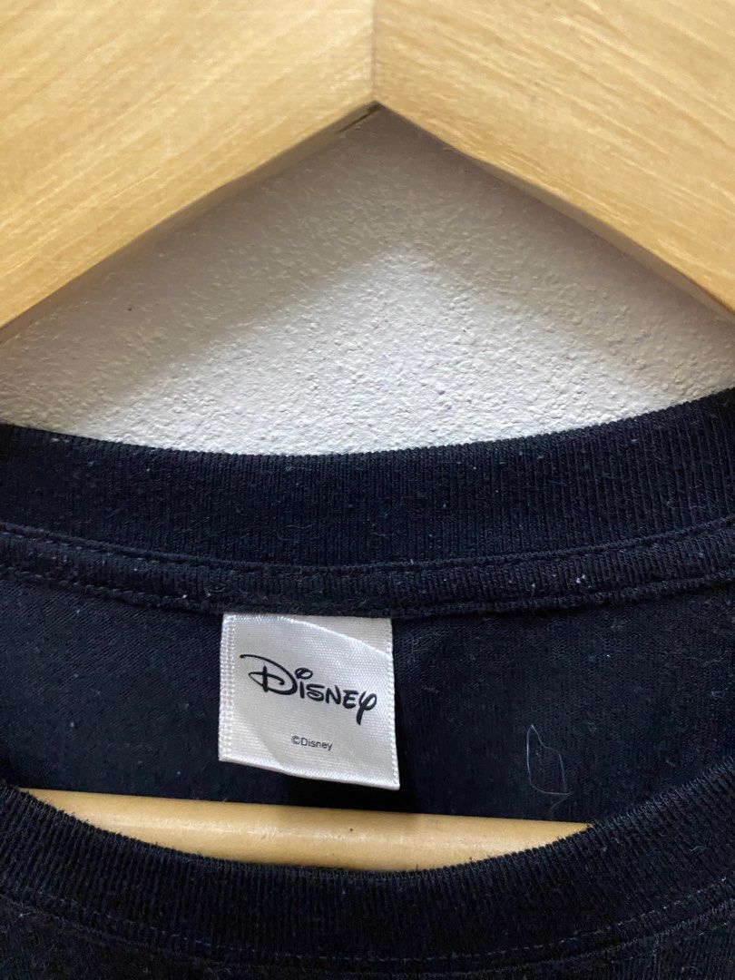 MICKEY (Category: Activewear) located in Kota Bharu. Submitted by arifiiskandar (Listing ID 1454101345, Image 3). Description: P 22.5/26.5 KONDISI 8.5/10.