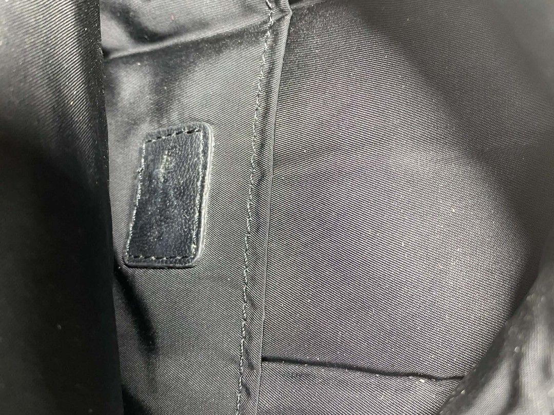 Mini bags lv (Category: Luxury Bags & Wallets) located in Manila. Submitted by vasttree.6bc15f (Listing ID 1454110700, Image 3). Description: .