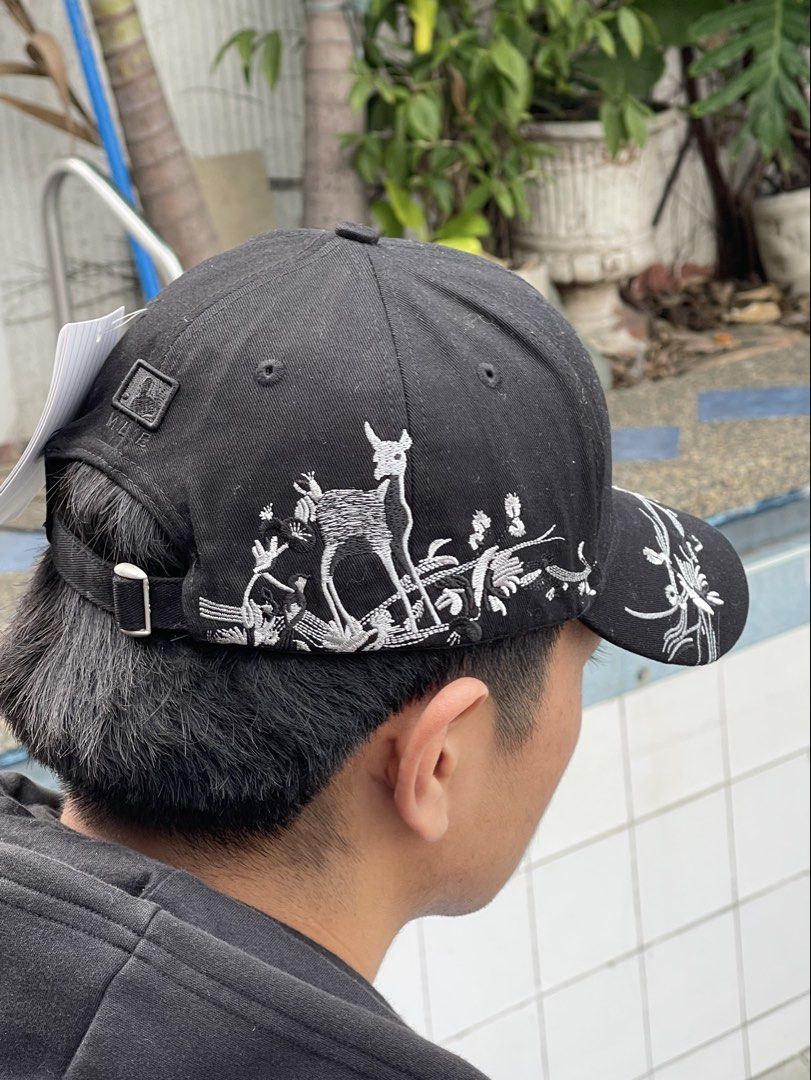 MLB NY Adjustable Cap | Authentic MLB (Category: Caps & Hats) located in Valenzuela. Submitted by oseancollective (Listing ID 1454048394, Image 2). Description: 100% Authentic.