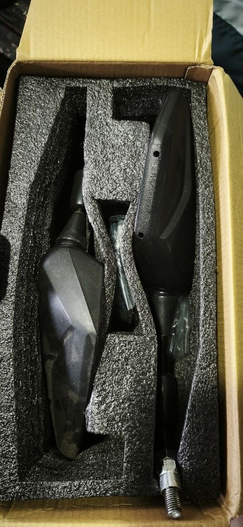 Motorcycle Side Mirrors (Category: Mirrors) located in Cavite. Submitted by zer0_riki (Listing ID 1454060524, Image 2). Description: ADV 160 stock mirrors..