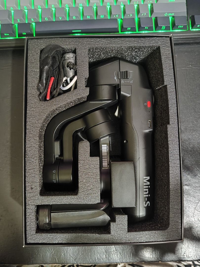 MOZA Mini-S Smartphone Gimbal Stabilizer (Category: Gimbals & Stabilizers ) located in Taytay. Submitted by gerrielazaro13 (Listing ID 1454176400, Image 1). Description: Moza Mini S Essential Phone Gimbal 3-axis foldable Smartphone Gimbal Complete box and accessories No issues Around 8 hours battery life Location: Taytay Rizal RFS: Decluttering Price is negotiable .