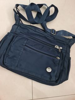 (Category: ) located in . Submitted by tan2016i (Listing ID 1454089552, Image 1). Description: .