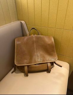 (Category: ) located in . Submitted by outlet_seller_jennie (Listing ID 1454037106, Image 1). Description: .