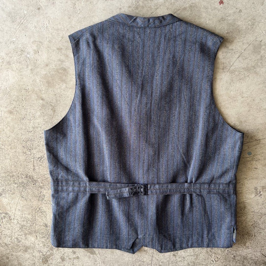 NIGEL CABOURN MAINLINE - CINCH BACK VEST (Category: Vests) located in Manila. Submitted by _Gizmo (Listing ID 1454035627, Image 2). Description: Nigel Cabourn Mainline - Cinch Back Vest Size tagged: 52 Measurement Width: 21’ Inch Length: 25’ Inch Excellent condition | Like new No flaws Made In England .