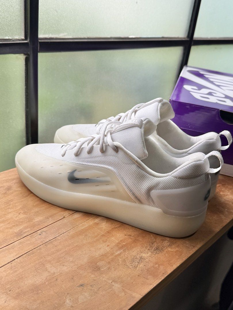 Nike SB Nyjah 4 size 8US white (Category: Sneakers) located in Bacolod City. Submitted by the_grey (Listing ID 1454138549, Image 3). Description: - White Nike SB Nyjah 4 - Size 8US - Comes with original purple Nike SB box/sticker, bought from Nike online retail price is 6295 - lightly used for walking, perfect for skating or casual wear - selling because the size 8 feels narrow on my feet. I was planning to skate them but I might just get a bigge