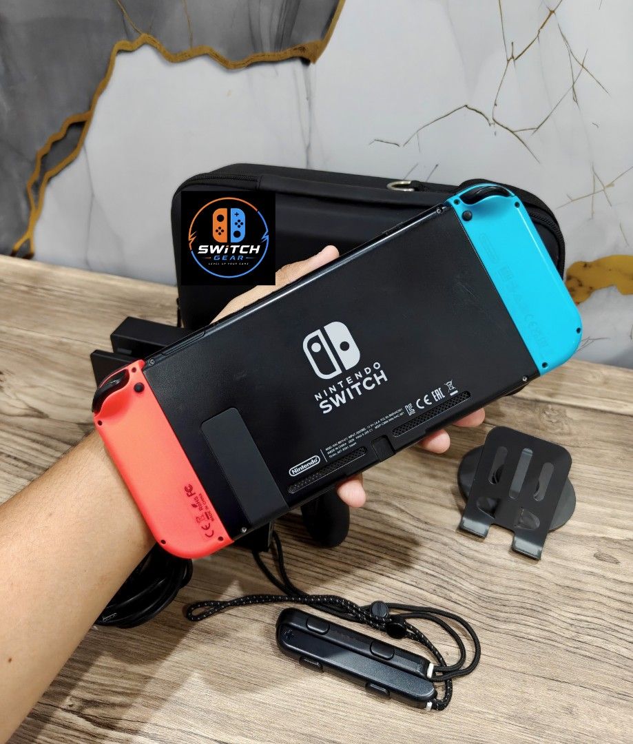 Nintendo Switch V2 with Free Games (Category: Nintendo) located in Manila. Submitted by nswitchgear (Listing ID 1454052915, Image 2). Description: 🎮 𝐅𝐎𝐑 𝐒𝐀𝐋𝐄: 𝐍𝐢𝐧𝐭𝐞𝐧𝐝𝐨 𝐒𝐰𝐢𝐭𝐜𝐡 V2 𝐌𝐨𝐝𝐞𝐥 with Free Games 🛒💰₱8,499 🎮Comes with 8 Accounts with Multiple Shared Game list can be installed no need to buy expensive games for mean time :) 📦 Complete Set: • Nintendo Switch V2 console • Dock • Joy-Con (L & R) • Joy-Con grip • Joy-