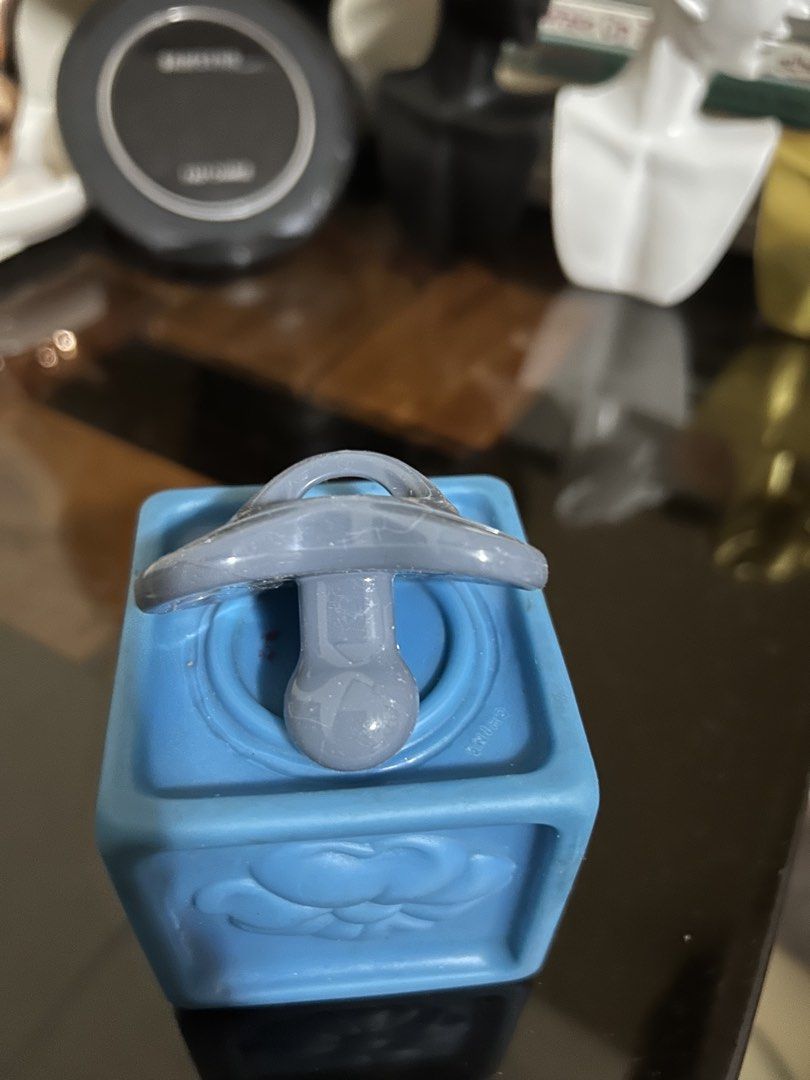 NUK Orthodontic Soother & Pacifier (Category: Soothers & Pacifiers) located in Pasig City. Submitted by mixpicks (Listing ID 1454009346, Image 2). Description: From US No Packaging Never Used .