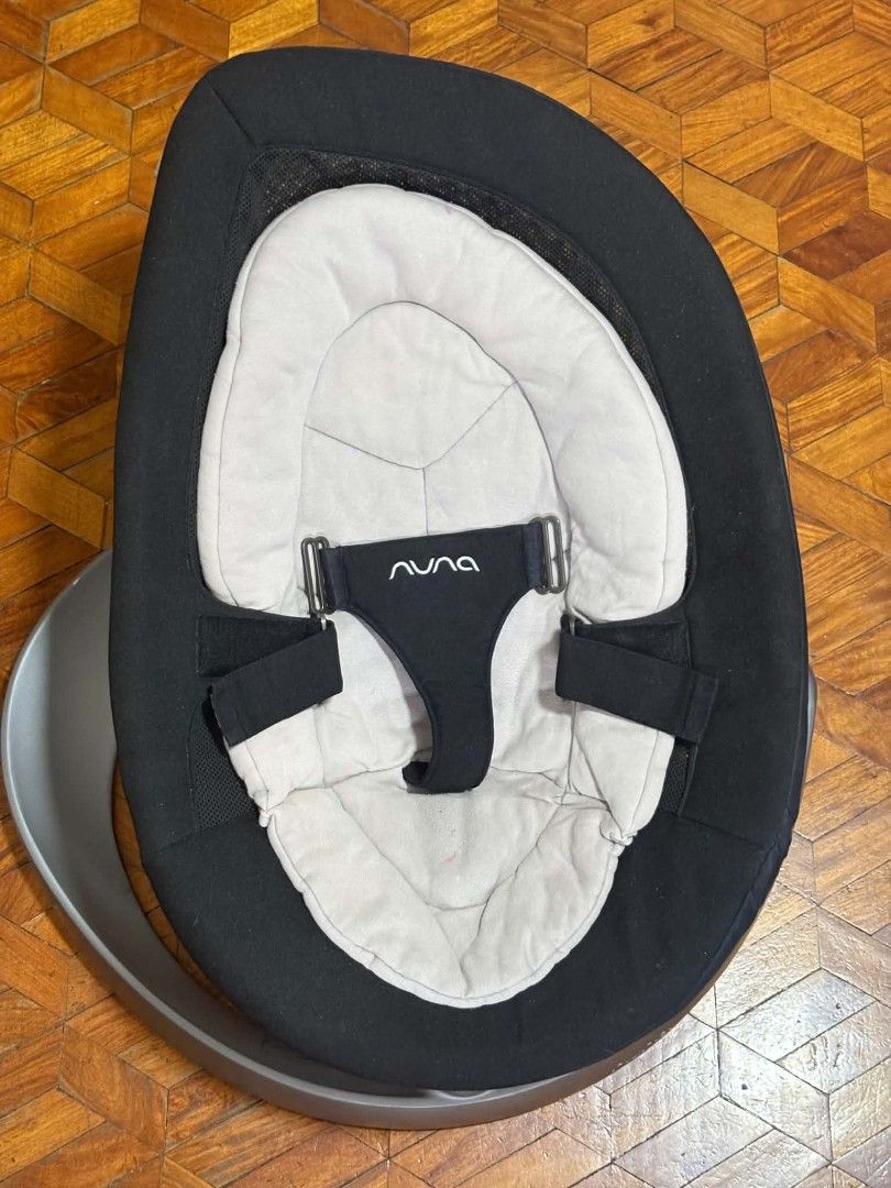 Nuna Leaf - Basic (Category: Other Kids Furniture) located in Cainta. Submitted by mayiaba (Listing ID 1454018633, Image 3). Description: - Nuna Leaf Basic - Gently rocks your little one. - Features a secure 3-point safety harness. - Removable and washable seat pad for easy cleaning. - Base has minor scuffs from normal use, but the swing functions perfectly. - With light stains 3199+Shipping (LastPricePosted) Pay via maya/ gcash/bdo Deliverviagra
