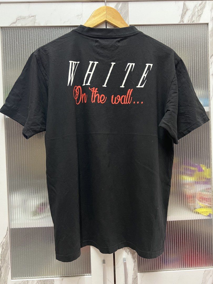 OFF WHITE (Category: Tshirts & Polo Shirts) located in University Utara. Submitted by edstarbundles (Listing ID 1454080153, Image 3). Description: P 21.5/L 25.5” Cond 8/10 Postage dfod .