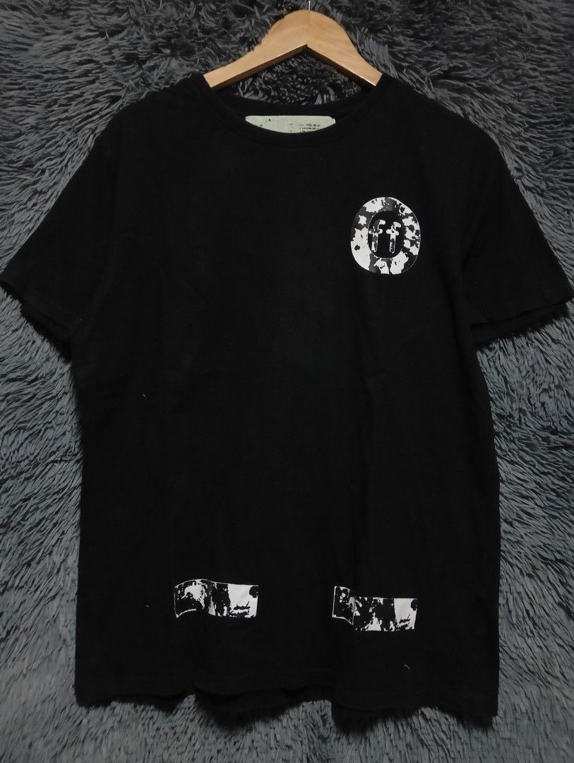 Off White Tee (Category: Activewear) located in Manila. Submitted by thrift_marvs (Listing ID 1454179380, Image 1). Description: Off White Tee Size Medium Very Good Condition Need Wash No Issue 200 + sf only.
