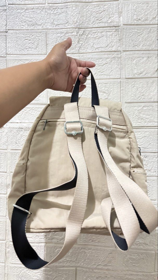 OG Kipling City Zip Backpack (Cream) (Category: Backpacks) located in Manila. Submitted by declutterqueen25 (Listing ID 1454013026, Image 2). Description: .
