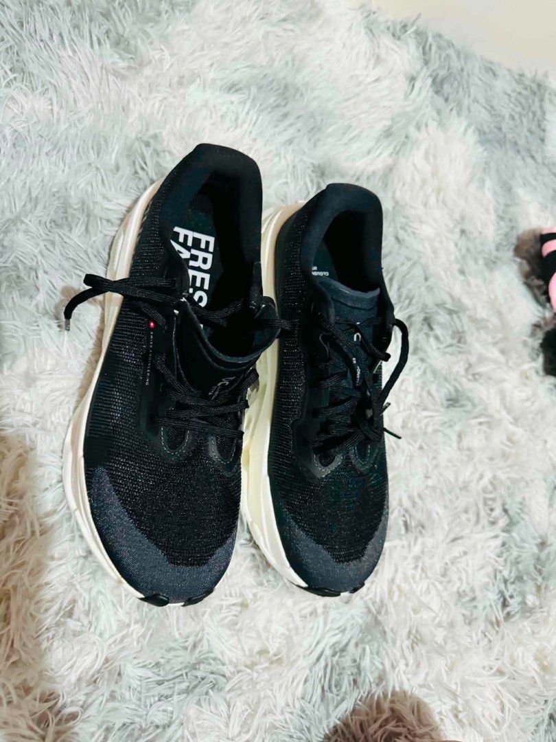 On Running Cloudmonster 3 Hyper Black Ivory (Category: Sneakers) located in Manila. Submitted by aliudigi (Listing ID 1454150987, Image 2). Description: - Brand: On Running - Model: Cloudmonster 3 Hyper - Color: Black and Ivory - Typew: Super trainers - Best for: Long runs, tempo runs, hitting personal bests srp: ₱13,000 selling price: ₱6,999 brandnew but no box since kasama to sa package size. 7.5 mens issue: NO BOX 📩dm for more details pick up