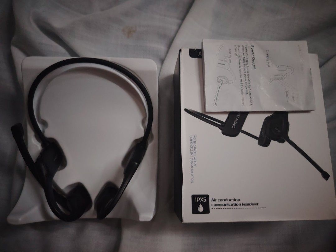 OPEN EAR (Category: Headphones & Headsets) located in Angeles City. Submitted by truehawk_95a40c (Listing ID 1454011801, Image 1). Description: FOR SALE ALMOST NEW Excellent in Condition. 850 only OPEN for lalamove around Pampanga. Meet up near by. Location:Calibutbut Bacolor Pampanga Just Dm me. Rfs: Declutter....