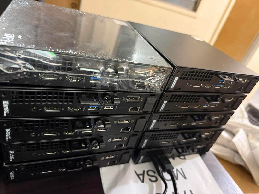 Optiplex 7010 micro (Category: Desktops) located in Manila. Submitted by happyearth.953a15 (Listing ID 1454021579, Image 2). Description: Optiplex 7010 micro I5 13th gen Intel UHD Graphics 770 16gb ram 512gb nvme Windows 11 pro OS Unit with power adapter 💸💸 18,500 each Location: San Andres bukid manila Pick up or deliver.