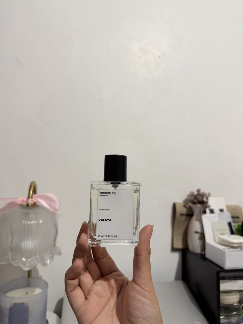 ORIGINLAB Parfums Valaya Inspired Perfume 55ml (Category: Fragrance & Deodorants) located in Lipa City. Submitted by xynami (Listing ID 1454104927, Image 1). Description: - ORIGINLAB Parfums Valaya inspired scent - 95% left - very long lasting even after gym or waking up the next morning i can still smell it on me - scent is close/similar to original valaya - 55ml bottle (1.86 fl. oz.) - Fresh and captivating fragrance - Ideal for daily wear or s