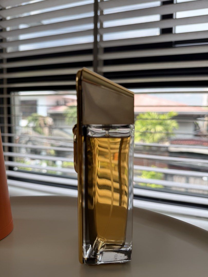 Paco Rabanne: Million Gold Eau de Parfum Intense for men (Perfume) (Category: Fragrance & Deodorants) located in Quezon City. Submitted by joes3 (Listing ID 1454040719, Image 2). Description: Paco Rabanne: Million Gold Eau de Parfum Intense for men It features a blend of cedarwood, mandarin orange, sandalwood, and spices, creating a distinctive and appealing scent. Original Price: PHP 9,750.00 Selling Price: 7,000.00 - Guaranteed Authentic item -