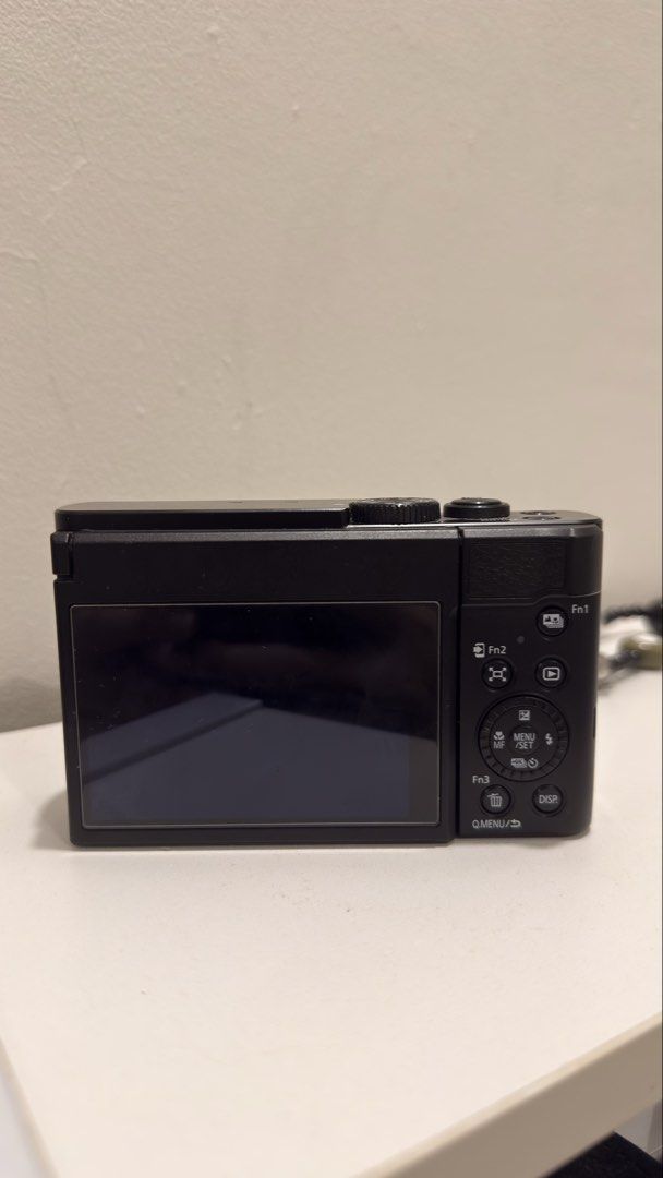 Panasonic Lumix ZS99/TZ99 (Category: Cameras) located in Quezon City. Submitted by appsbyrose (Listing ID 1454155741, Image 2). Description: 📸 Panasonic Lumix ZS99 Take stunning photos and videos wherever you go with this compact travel camera! Perfect for vacations, cafés, everyday photography, vlogging, and content creation. ✨ Features: • 📷 20.3MP High-Sensitivity MOS Sensor • 🔍 30× Leica DC Vario-Elmar Optical Zoom (24–720mm equivalent) • �