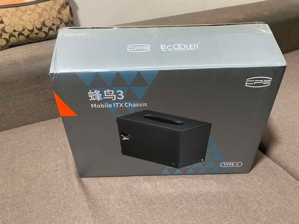 Pccooler K101 SFF Pc Case with Handle (Category: Desktops) located in Taytay. Submitted by barry42 (Listing ID 1454076645, Image 1). Description: - Brand New Pccooler K101 SFF CASE Titanium Grey Complete with 4.0 Riser Cable - Built-in handle for easy portability - Includes riser cable Pcie 4.0 - Ideal for Small Form Factor (SFF) PC builds - Please check photos for condition details Taytay Rizal ( East Acropolis Subd.).