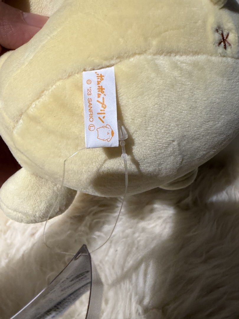 Pompompurin (Category: Plushies & Soft Toys) located in La Trinidad. Submitted by reeze_24 (Listing ID 1454184922, Image 3). Description: .