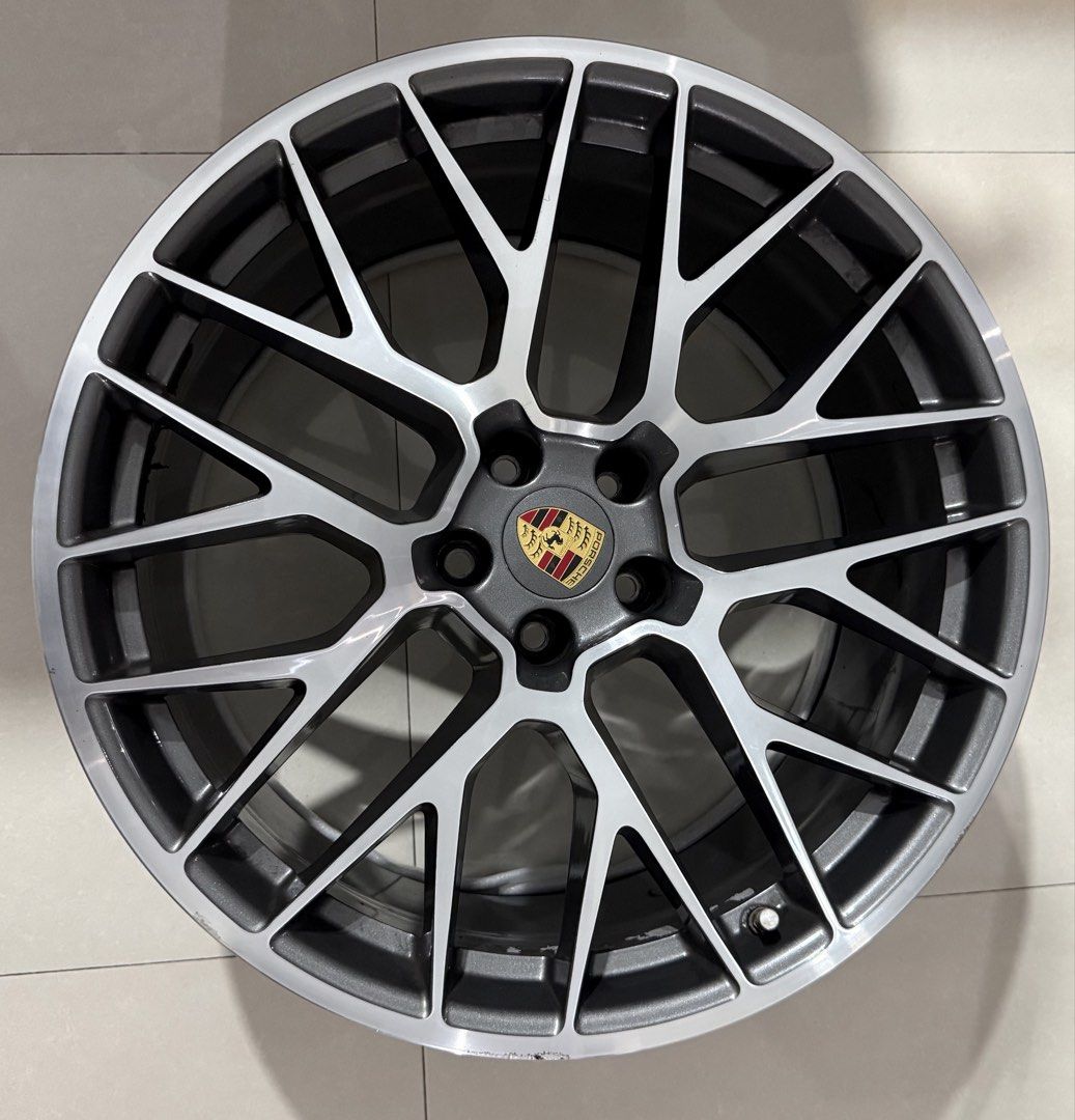 Porsche spyder tech mags (Category: Mags and Tires) located in Paranaque City. Submitted by ccreyesmd (Listing ID 1454106589, Image 2). Description: OEM Porsche spyder mags Staggered 9Jx 20 ET26 ; 10Jx20ET 19 5x112 bolt pattern Set of also fits: Audi Q5,SQ5,A4,A6 VW Tiguan , Passat , Golf Benz.