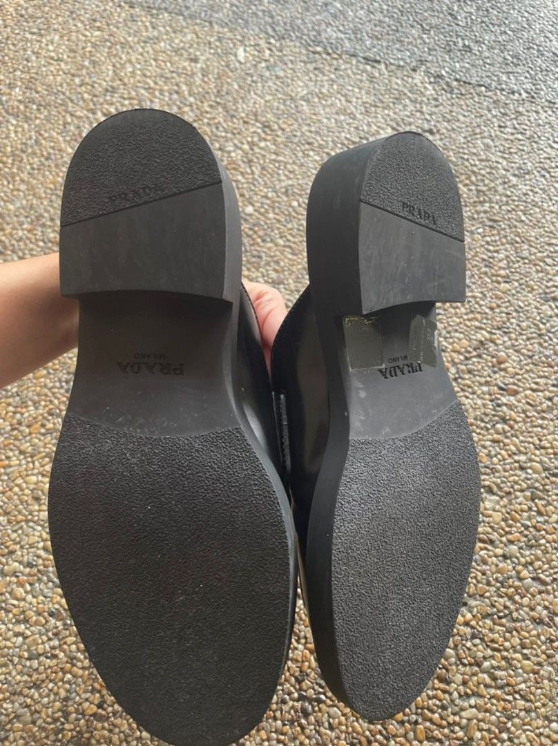 Prada (Category: Apparel) located in Kuala Lumpur. Submitted by cycy1622 (Listing ID 1454038182, Image 3). Description: Prada leather shoes.... excellent condition...came with original box.. seldom use ..just keep for display.