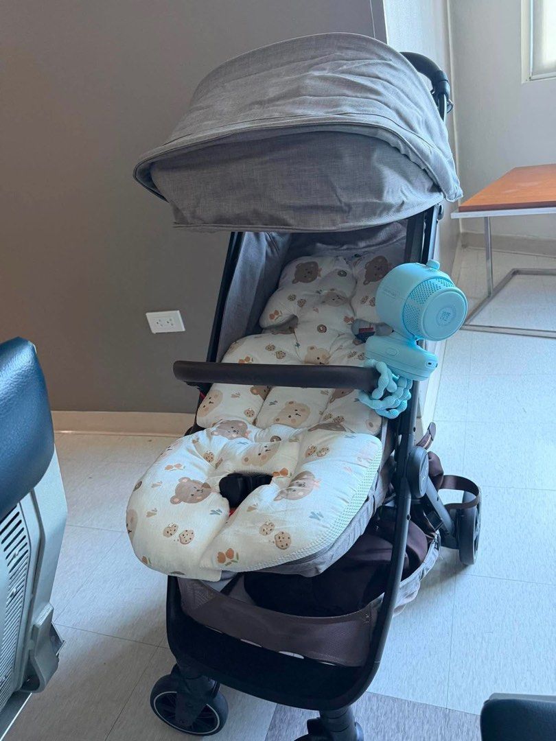 Preloved Nuna TRVL Stroller (Category: Strollers) located in Manila. Submitted by shopwithbrilliantadel (Listing ID 1454028959, Image 2). Description: Nuna stroller Used a few times only.