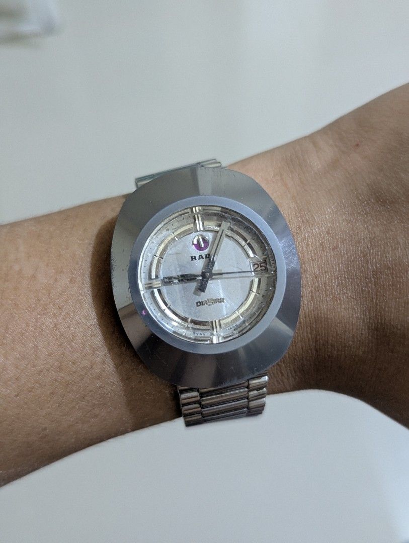 Rado Diastar 1 Watch (Category: Luxury Watches) located in Quezon City. Submitted by dustydialsph (Listing ID 1454040145, Image 3). Description: - Vintage Rado Diastar Watch - Automatic Movement - Silver Dial with Date Window - Stainless Steel Bracelet - Classic and timeless timepiece - Vintage Diastar - 1st Model of the Diastar Line.