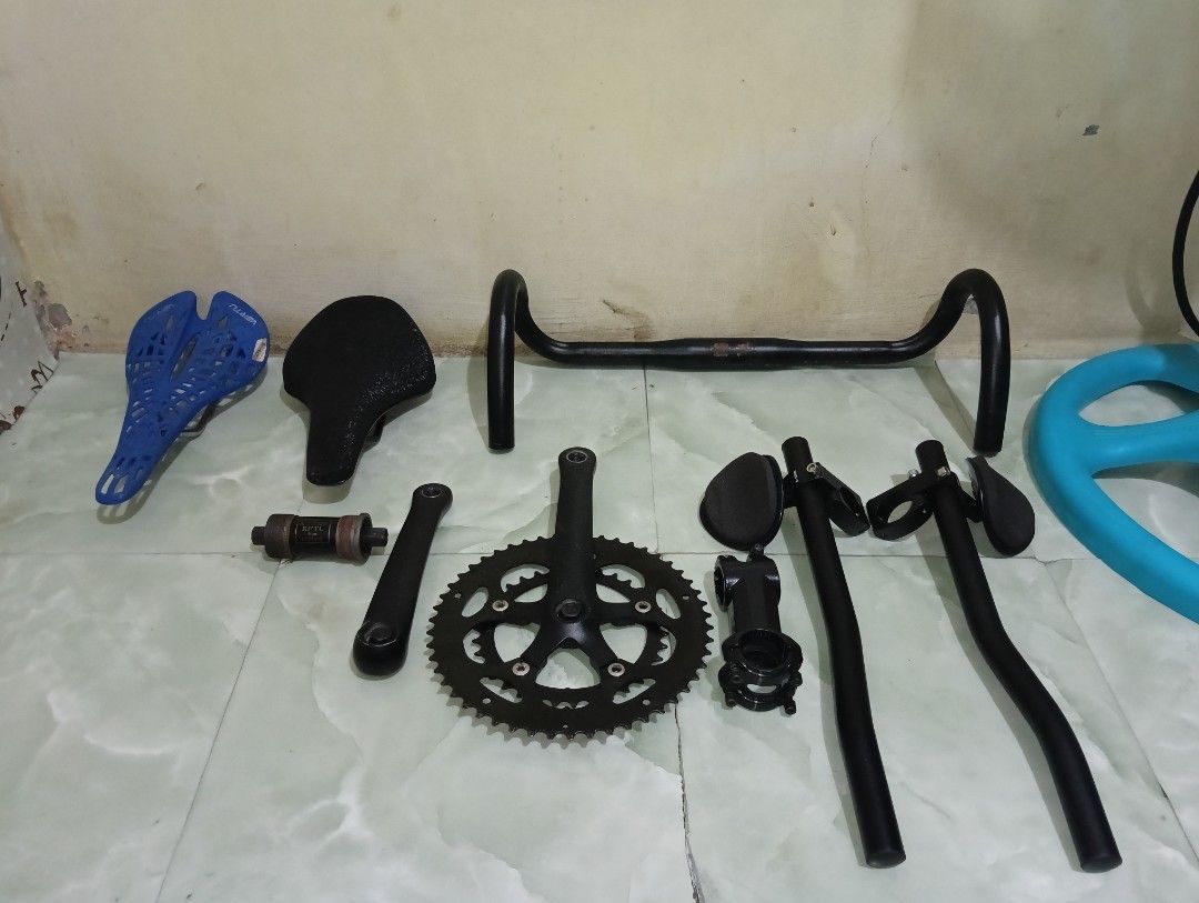 RB Parts Out (Category: Bicycles) located in Baliuag. Submitted by jpeaa (Listing ID 1454043995, Image 1). Description: Parts out RFS: nakatambak lang Alloy Crankset 50/34 Steel dropbar size 44 Sealed bearing bb Aero Bar Mosaic Saddle Vertu Saddle Alloy stem 90mm +-10 Nasa pic na ang price BALIWAG LOC can halfway can lalamove/j&t TAKE ALL 1250 Try rin sa gitara.