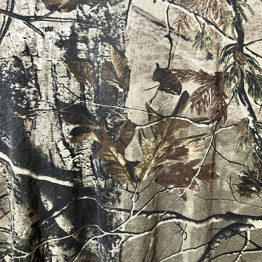 REALTREE (Category: Activewear) located in Naga. Submitted by goodfinds_only.v1 (Listing ID 1454051857, Image 3). Description: FOR SELL -REALTREE SIZE:XXL MEASUREMENTS WIDTG:25.5 INCHES LENGTH:29 INCHES COLOR RATE:10/10 COLOR MAY VARY DUE TO LIGHTNING EXCELLENT CONDITION NO FLAWS DM ME TO PURCHASE! LOCATION:NAGA CITY BICOL.