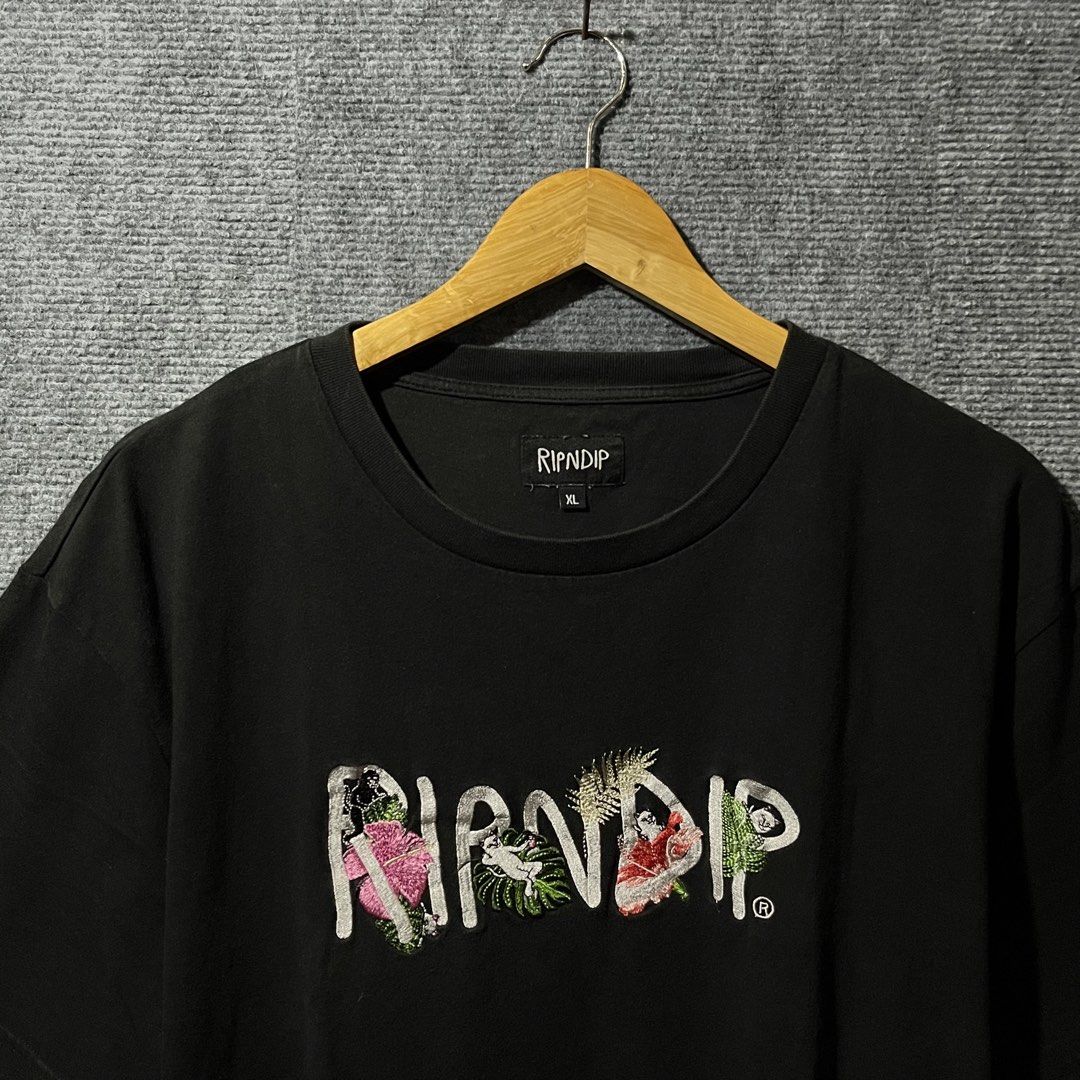 RIP N DIP MAUI NERM TEE (Category: Activewear) located in Naga. Submitted by goodfinds_only.v1 (Listing ID 1454051615, Image 3). Description: FOR SELL -RIP N DIP MAUI NERM TEE SIZE:XL MEASUREMENTS WIDTH:24 INCHES LENGTH:30 INCHES COLOR RATE:9/10 COLOR MAY VARY DUE TO LIGHTNING EXCELLENT CONDITION NO FLAWS DM ME TO PURCHASE! LOCATION:NAGA CITY BICOL.