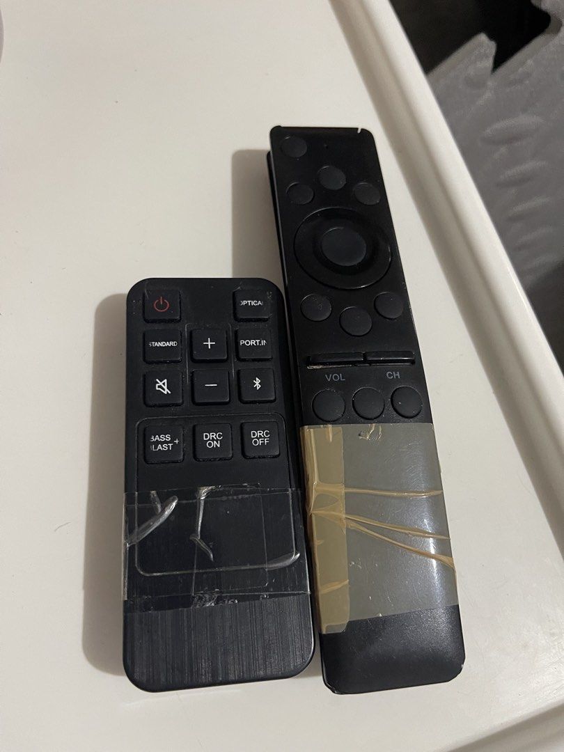 Samsung 40” UHD Smart TV (Category: TV) located in Antipolo. Submitted by cheichic (Listing ID 1454091508, Image 3). Description: Samsung TV with Stand 2016 specification please see 3rd pic Flaw : white lights on the background but once used eventually it will fade. .