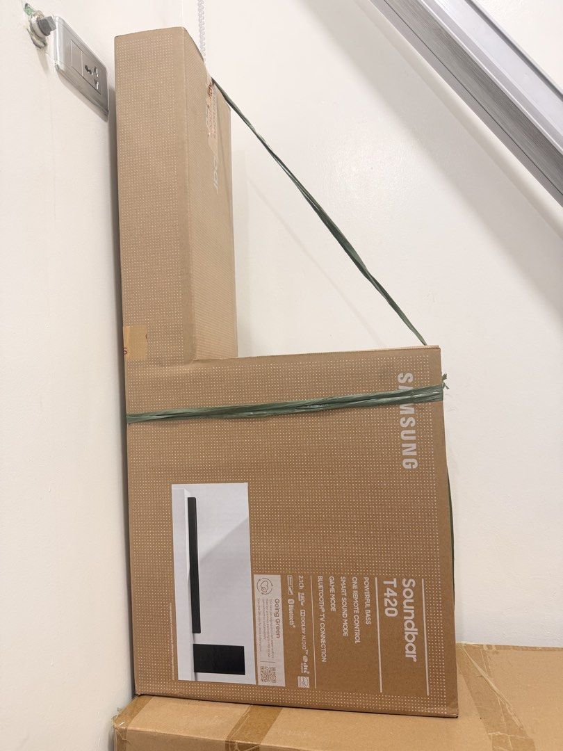 Samsung T420 Soundbar (Category: Soundbars, Speakers & Amplifiers) located in Quezon City. Submitted by gukelvin (Listing ID 1454159966, Image 1). Description: Selling Samsung T420 Soundbar Brand new Sealed.