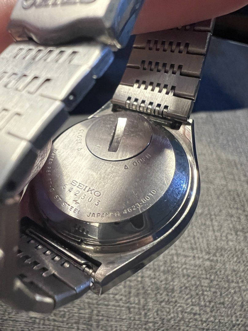 Seiko Quartz Type II Day Date Watch (Category: Men's Watches) located in Manila. Submitted by rvss99 (Listing ID 1454069876, Image 3). Description: - Vintage Seiko Quartz Type II Watch - Classic Silver Dial - Day and Date Complication Japanese & English - Durable Stainless Steel Case - Stainless Steel Bracelet (Note: Has visible scratches) - Watch is in running condition - Excellent addition for watch collectors - Minor hairline marks on the crys