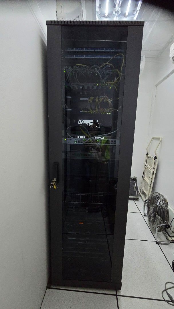 Server rack (Category: Office & Business Technology) located in Singapore. Submitted by madelenelow (Listing ID 1454088524, Image 1). Description: - Server Rack for server system - Self collect at One commonwealth.
