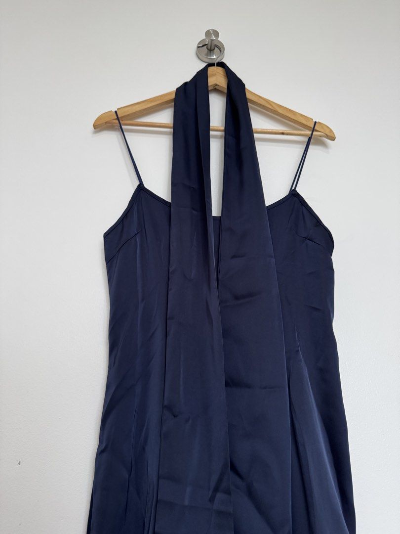 Shein - Musera Long Satin Dress (Category: Dresses) located in Mandaluyong City. Submitted by argdeclutter (Listing ID 1454091025, Image 3). Description: - Sinukat lang - Super nice ng pagkasilk, not cheap looking RFS: Too many dresses .