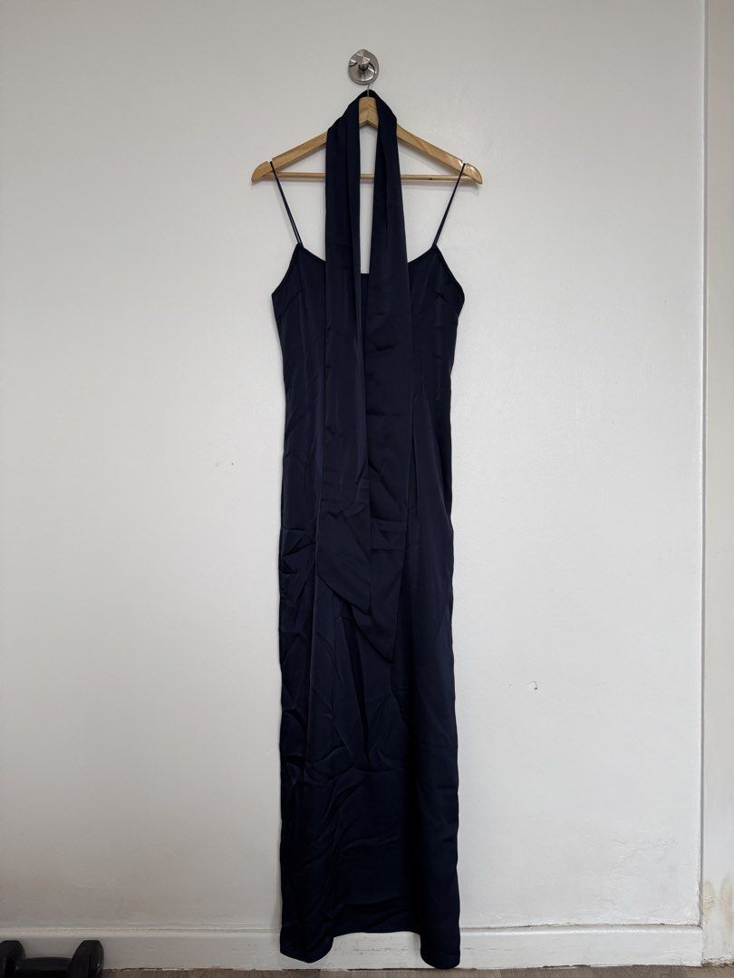 Shein - Musera Long Satin Dress (Category: Dresses) located in Mandaluyong City. Submitted by argdeclutter (Listing ID 1454091025, Image 1). Description: - Sinukat lang - Super nice ng pagkasilk, not cheap looking RFS: Too many dresses .