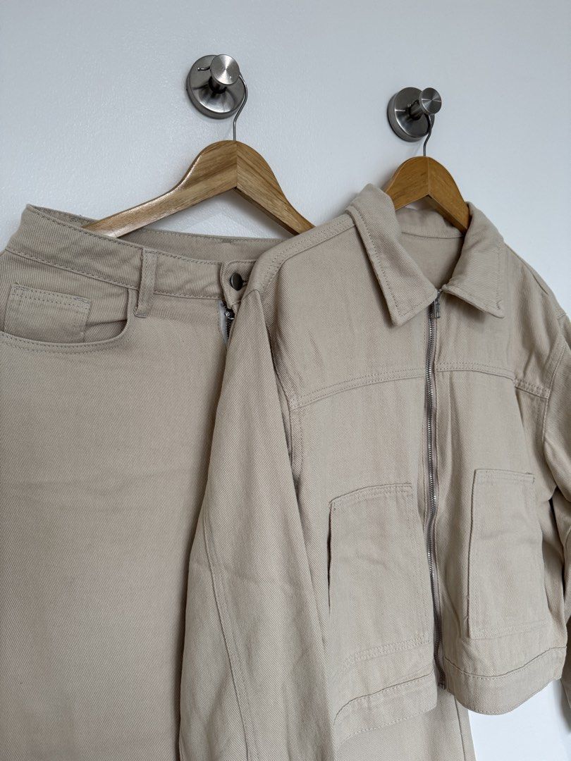 Shein -Dazy Beige Denim Set (Category: Sets or Coordinates) located in Mandaluyong City. Submitted by argdeclutter (Listing ID 1454081919, Image 2). Description: - Used Once - Perfect for Office, Airport & Errands RFS: Decluttering.