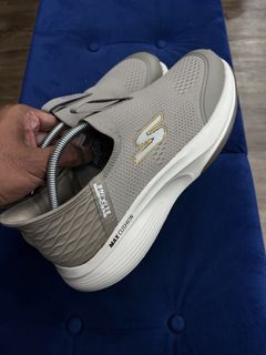 (Category: ) located in . Submitted by token.streetshoes (Listing ID 1454169990, Image 1). Description: .