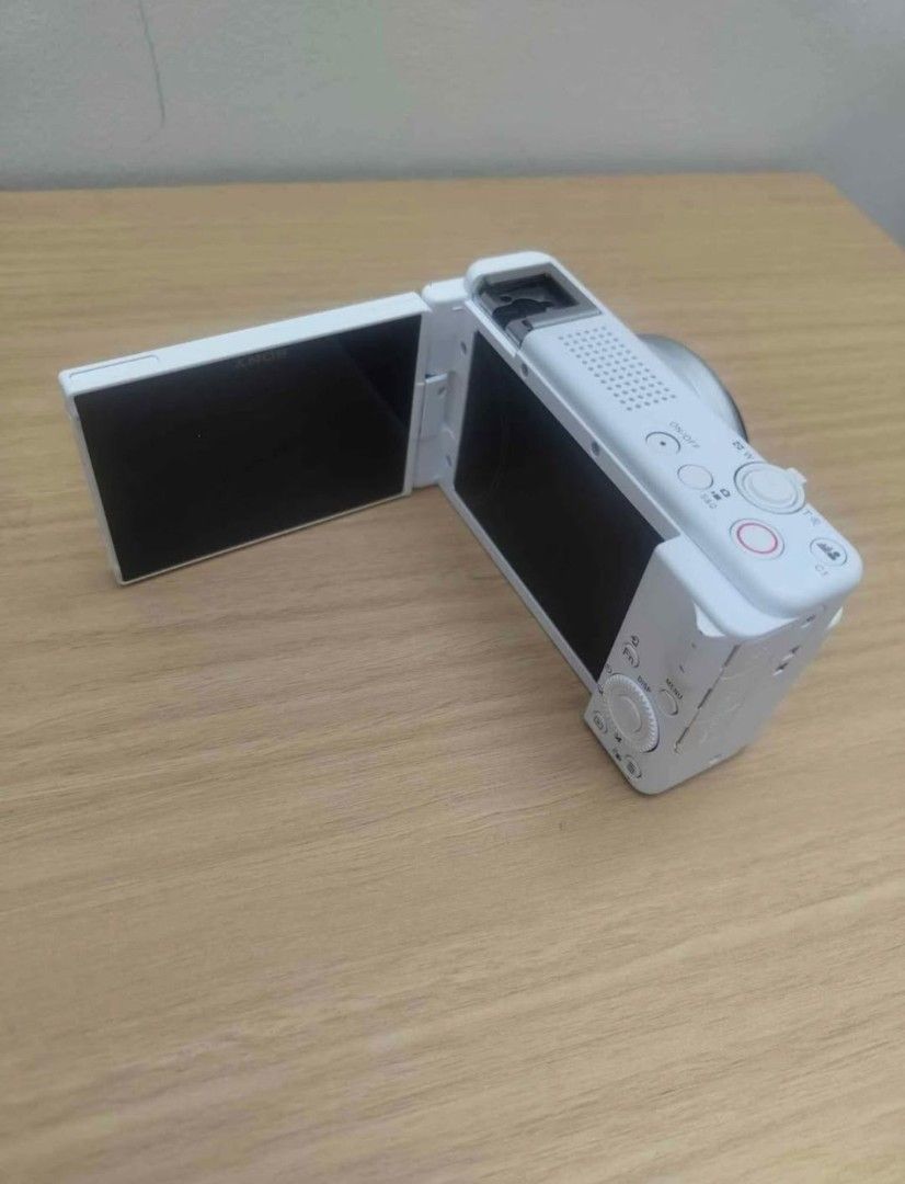 Sony Camera (Category: Cameras) located in Las Pinas. Submitted by declutterqueeeeen (Listing ID 1454179241, Image 3). Description: Sony ZV-1F - Bought 1 year ago - Rarely used - Almost brand new with minimal scratch - With box - Extra battery 🏷️ Original Price: Camera 27k + Shooting grip: 5k 💰Selling Price: 28k RFS: Decluttering ⚠️ Not accepting lowball offers 📍Meet up: SM Southmall / Alabang Town Center / Molito Lifestyle Alabang 🛵 Delivery