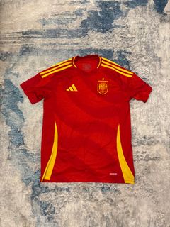 （分類：）位於 。 由 footballkitseller77 提交（商品編號 1454095673，圖片 1）。簡介： 。