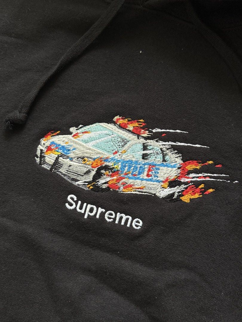 Supreme Cop Car Hoodie (Category: Activewear) located in Quezon City. Submitted by daddysource (Listing ID 1454097020, Image 3). Description: Supreme Cop Car Hoodie Small | Excellent ₱5,000.