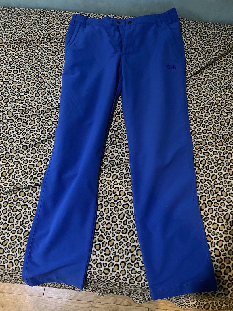The North Face Blue Ski/Snow Pants (Category: Activewear) located in Quezon City. Submitted by diazbenjaminoscar505652 (Listing ID 1454035738, Image 1). Description: - The North Face blue ski pants - Embroidered classic logo on leg - Small logo tag on back pocket - Button and zip closure at front - Two back pockets - Ideal for skiing and cold weather activities - Ready for your next adventure actual dimes: Length 40, width 17, hem 7.