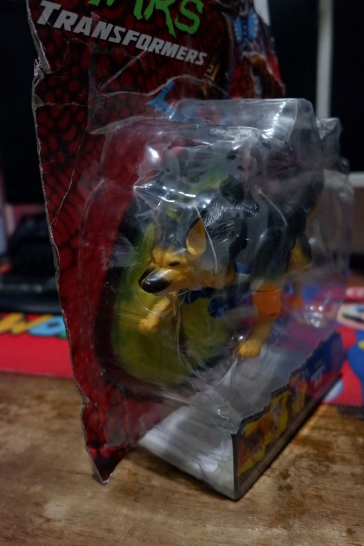Transformers Beast Wars Maximal K-9 Dog Action Figure (Category: Action & Battle Toys) located in Malabon City. Submitted by jayveetotz (Listing ID 1454034049, Image 3). Description: - Beast Wars Transformers Maximal K-9 action figure - Features the dog character design - Comes in original packaging - Ideal for Transformers collectors -Damage Package box.