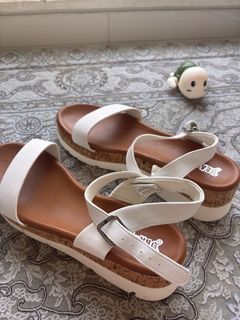 (Kategori: ) berada di . Dikirim oleh adescava (ID iklan 1454086639, Gambar 1). Deskripsi: .