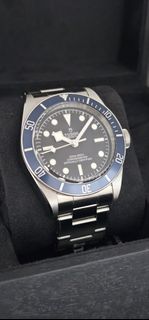 (Category: ) located in . Submitted by timepiecetrader (Listing ID 1454074893, Image 1). Description: .