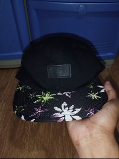(Category: ) located in . Submitted by jmz_thrifted (Listing ID 1454185591, Image 1). Description: .