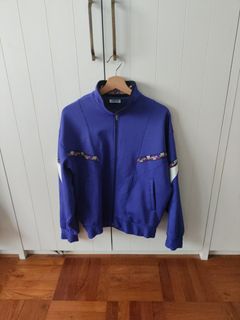 (Category: ) located in . Submitted by garmy.goods (Listing ID 1454136475, Image 1). Description: .