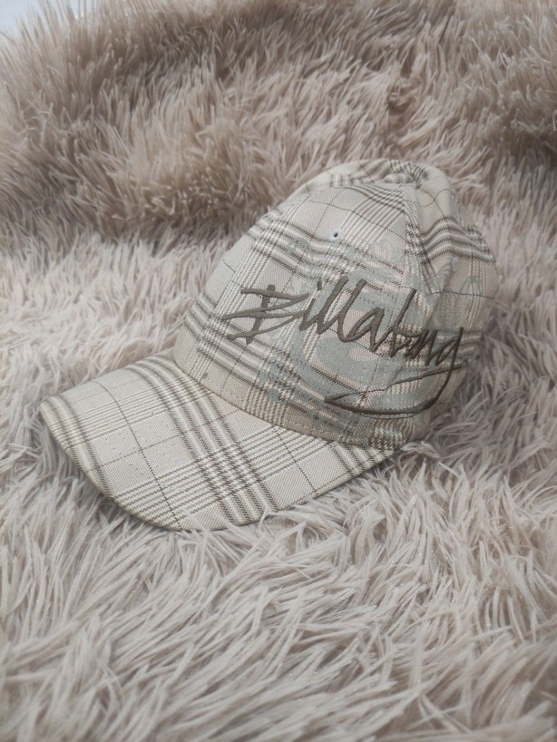 Vintage Billabong Cap (Category: Caps & Hats) located in Manila. Submitted by shellys_collection (Listing ID 1454101414, Image 2). Description: - Vintage Billabong cap - Classic plaid pattern - Embroidered Billabong logo - Flexfit for comfortable wear.