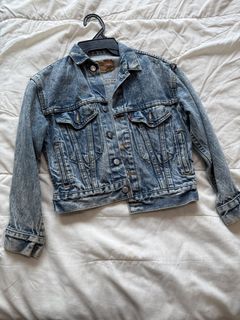 (Category: ) located in . Submitted by reach1e (Listing ID 1454010560, Image 1). Description: .